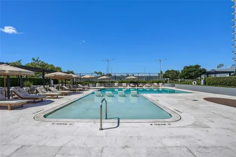 $3,200,000 | 3101 Bayshore Boulevard, Unit 504, Tampa, FL 33629