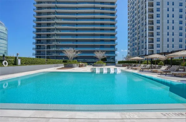 $3,200,000 | 3101 Bayshore Boulevard, Unit 504, Tampa, FL 33629