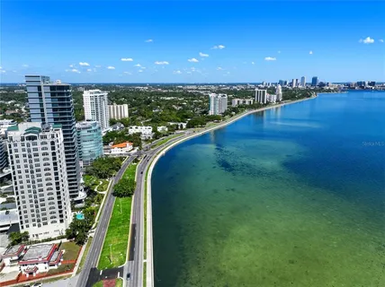 $3,200,000 | 3101 Bayshore Boulevard, Unit 504, Tampa, FL 33629