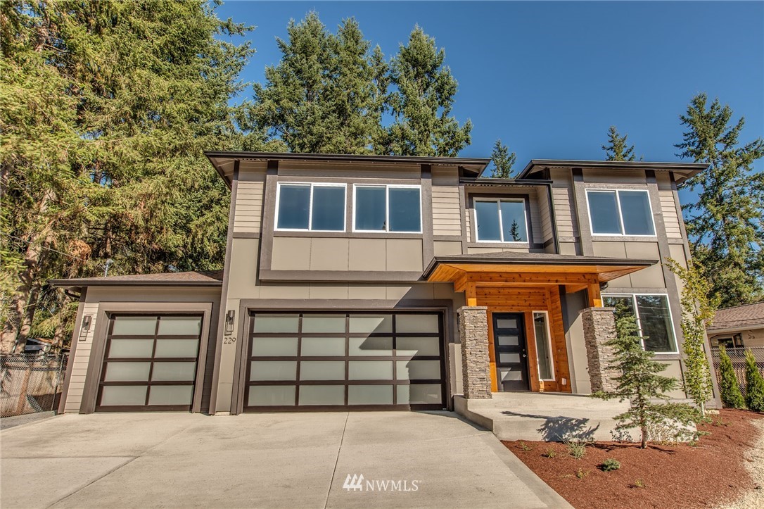 229 Lakeview Road Lynnwood, WA 98087 - Photo 1 of 15 Gallery Image 1