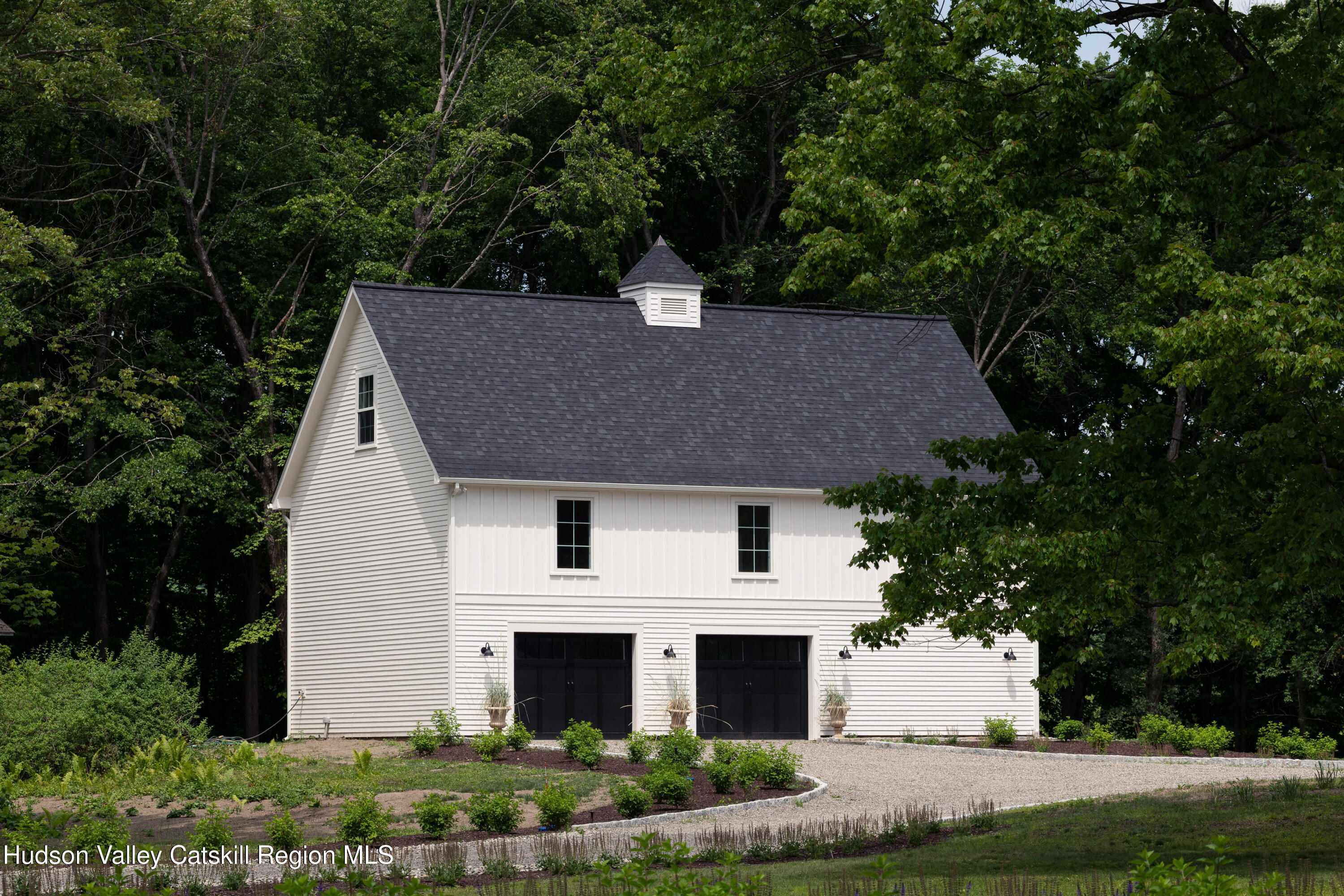 296-302 Stanford Road Millbrook, NY 12545 - Photo 2 of 49 DSC_0837