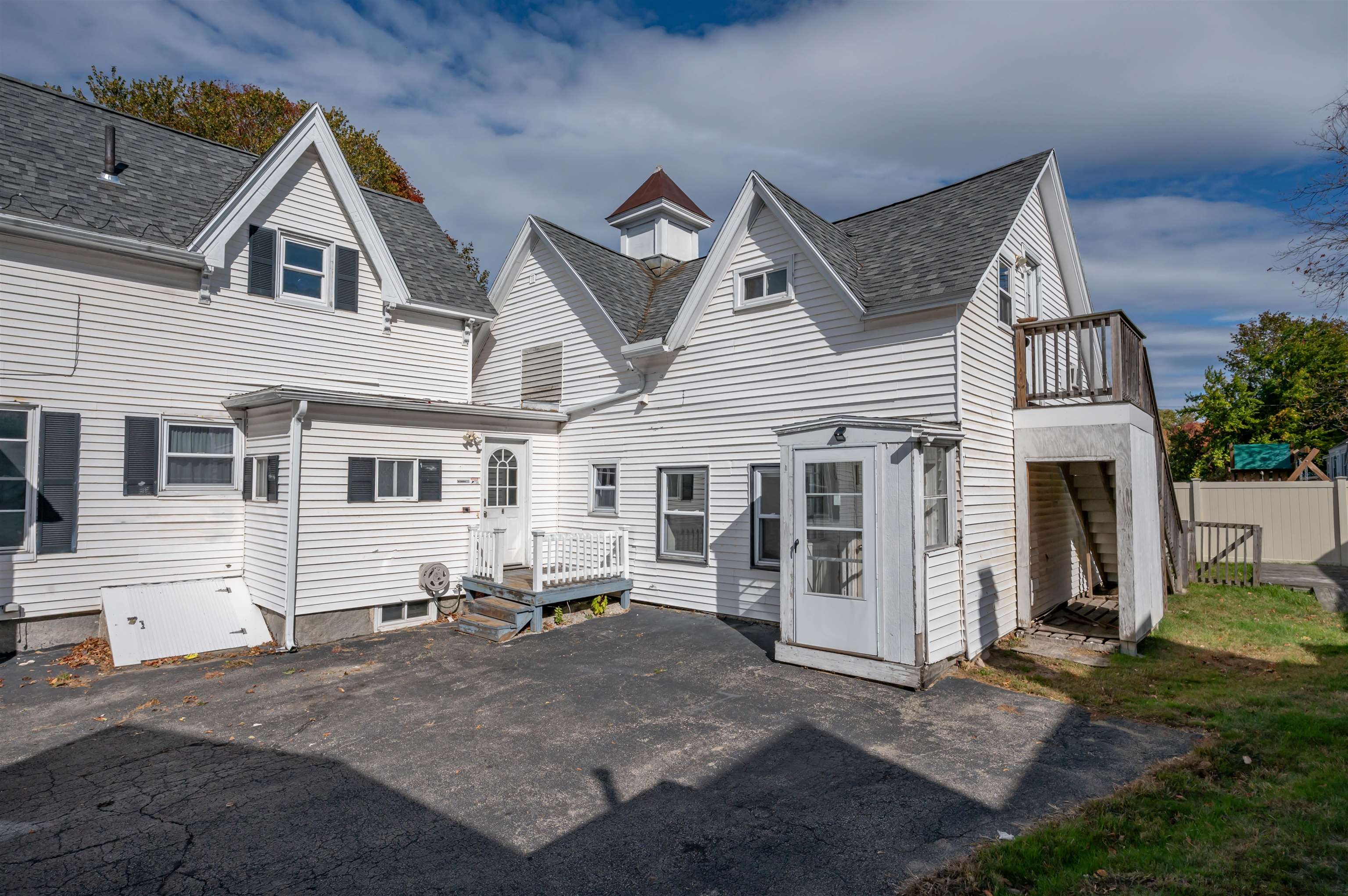 167 Mammoth Road Manchester, NH 03109 - Photo 38 of 41