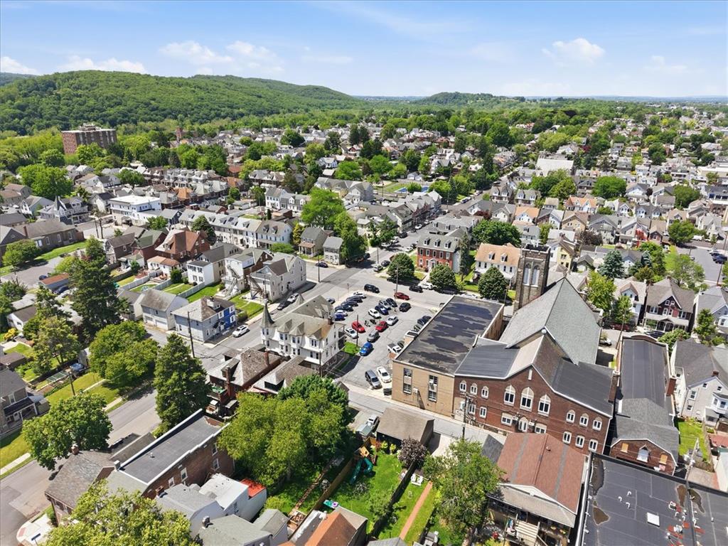 508 Riegel Street Bethlehem, PA 18018 - Photo 20 of 21 an aerial view of residential houses with outdoor space and trees