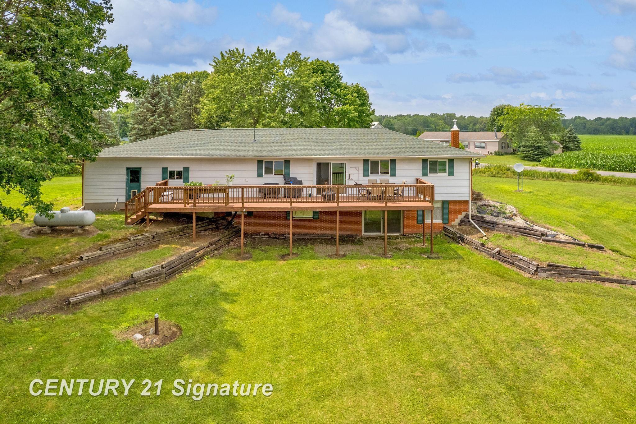 4289 South Sasse Road Hemlock, MI 48626 - Photo 36 of 39