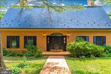 1421 Linthicum Road Dickerson, MD 20842 - Photo 3 of 55