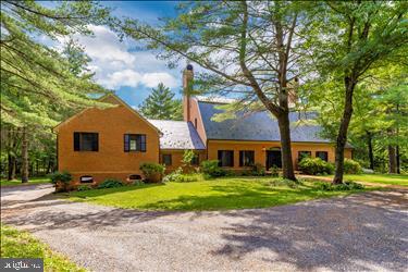 1421 Linthicum Road Dickerson, MD 20842 - Photo 5 of 55