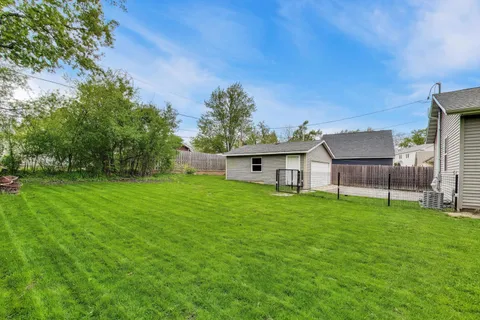 $455,000 | 23694 North Park Road, Lake Zurich, IL 60047