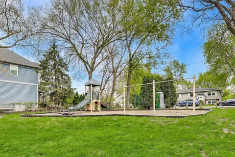 $455,000 | 23694 North Park Road, Lake Zurich, IL 60047