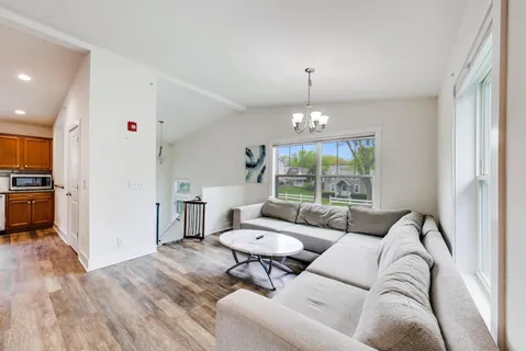 $455,000 | 23694 North Park Road, Lake Zurich, IL 60047