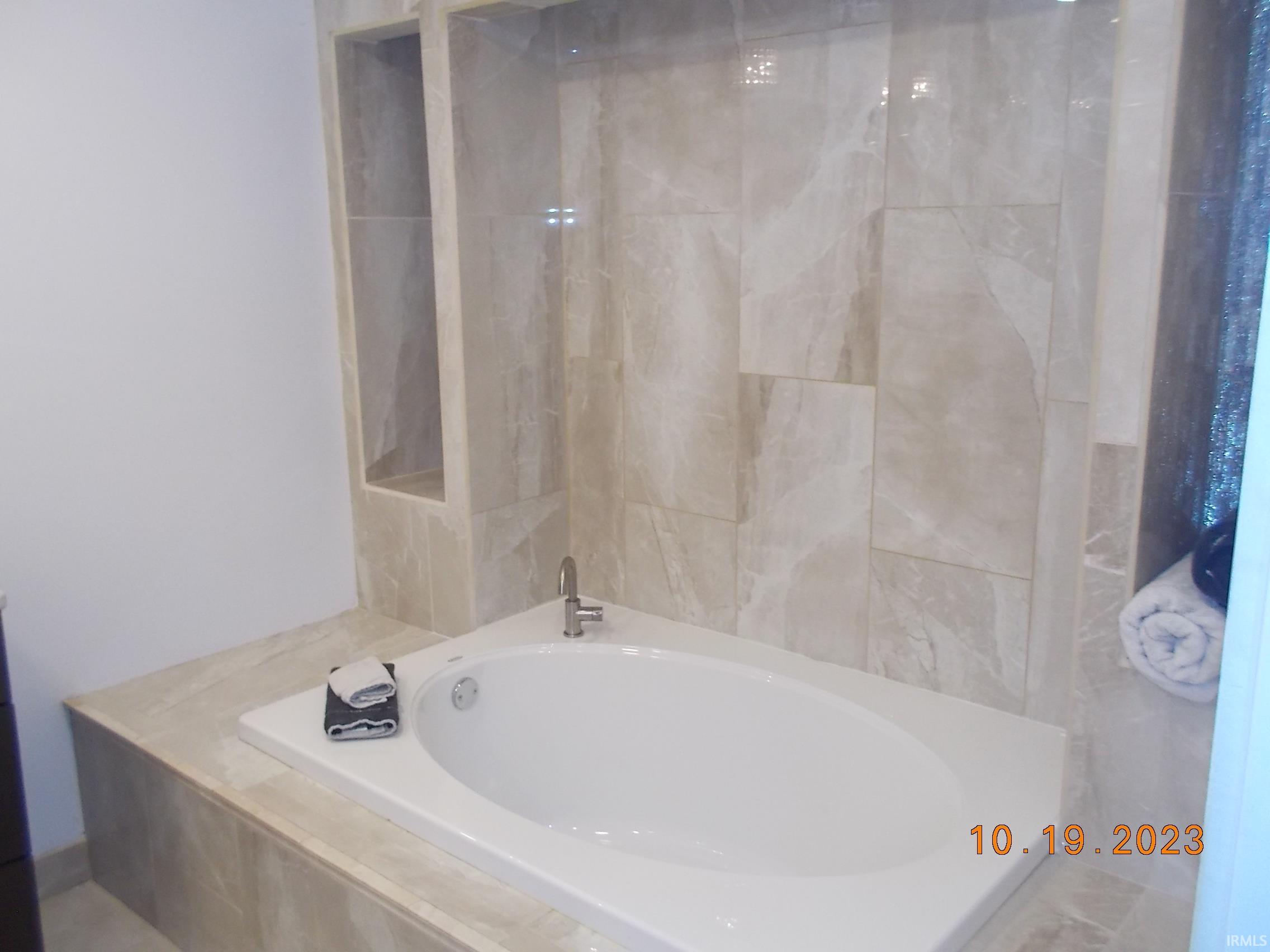 234 South 4th Street Decatur, IN 46733 - Photo 5 of 15
