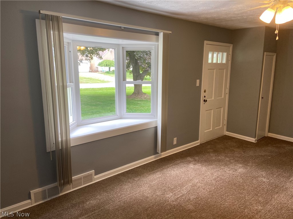 4675 Roop Avenue Norton, OH 44203 - Photo 8 of 19