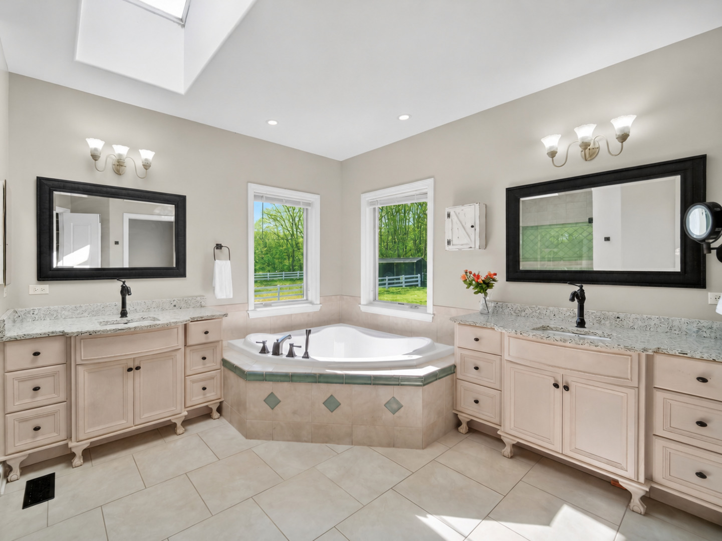 2389 East 2450th Road Marseilles, IL 61341 - Photo 23 of 59