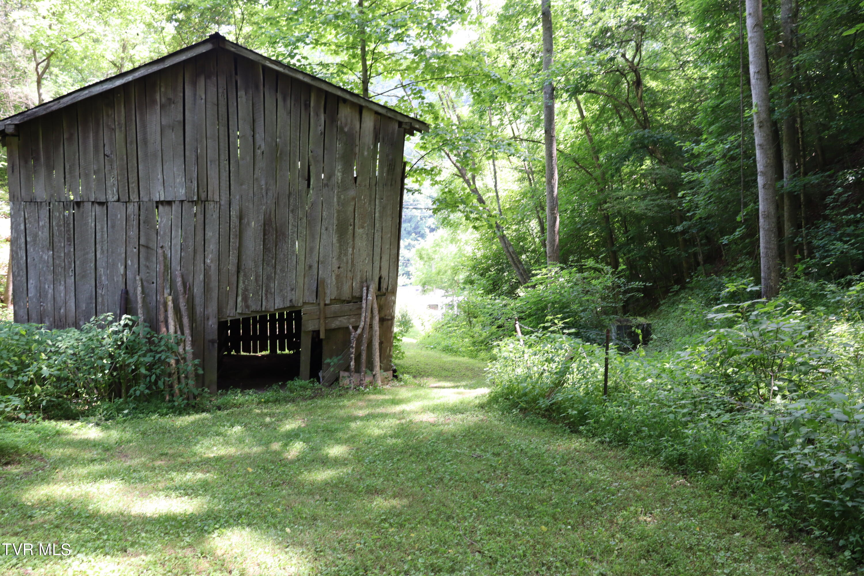 1458 Fairview Road Duffield, VA 24244 - Photo 35 of 59 IMG_8170