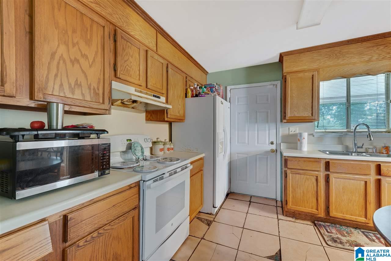 613 Old Pine Road Birmingham, AL 35214 - Photo 9 of 24