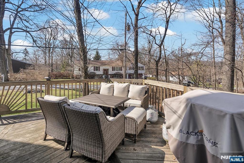 128 Birch Road Vernon, NJ 07422 - Photo 27 of 41