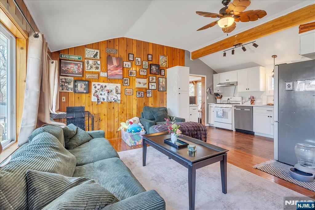 128 Birch Road Vernon, NJ 07422 - Photo 5 of 41