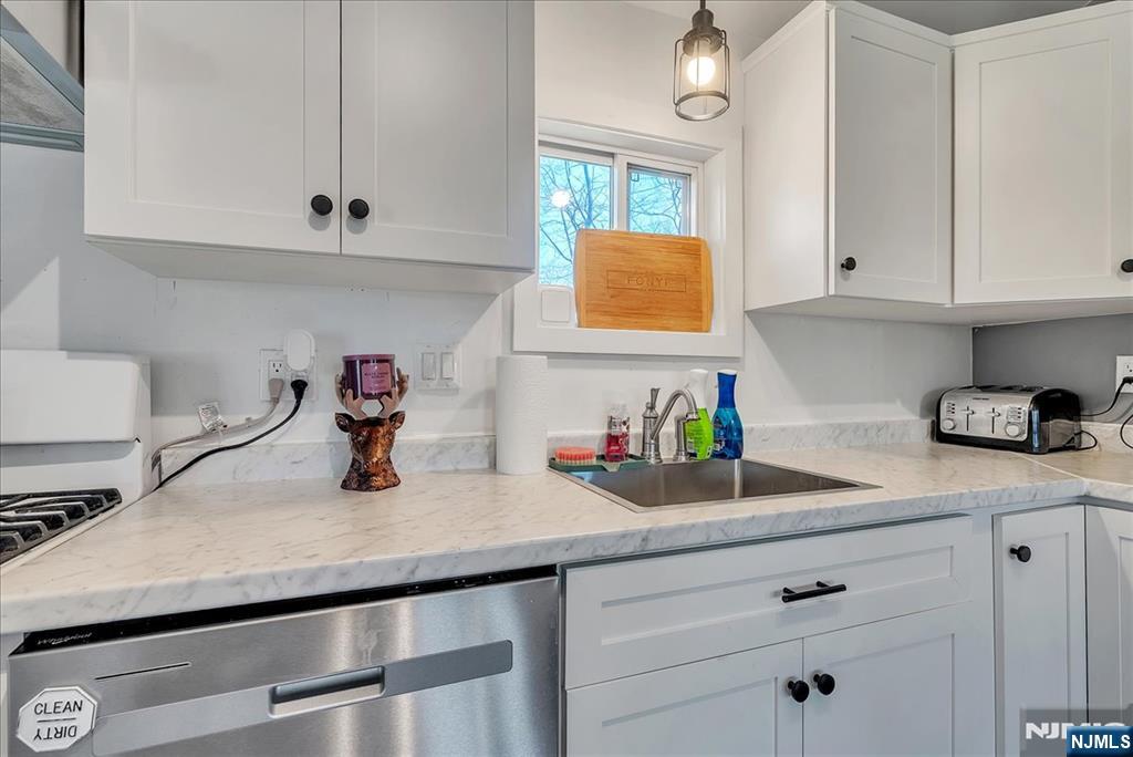 128 Birch Road Vernon, NJ 07422 - Photo 10 of 41