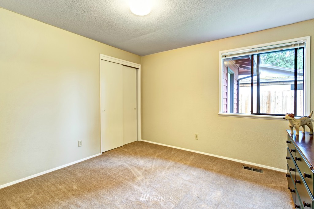 222 170th Place Southwest Bothell, WA 98012 - Photo 14 of 19