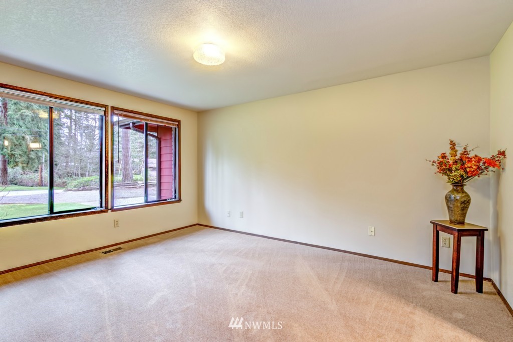 222 170th Place Southwest Bothell, WA 98012 - Photo 9 of 19