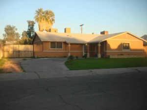 8119 West Piccadilly Road Phoenix, AZ 85033 - Photo 1 of 5 front
