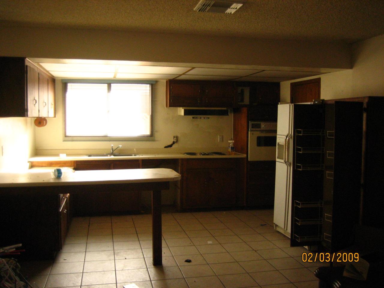 8119 West Piccadilly Road Phoenix, AZ 85033 - Photo 3 of 5 kitchen