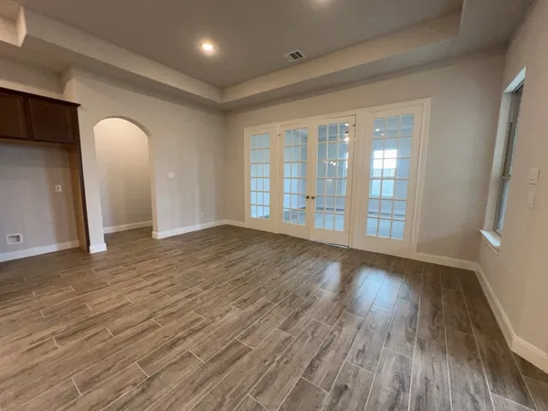 $3,300 | 5714 Caracara Street, Manvel, TX 77578