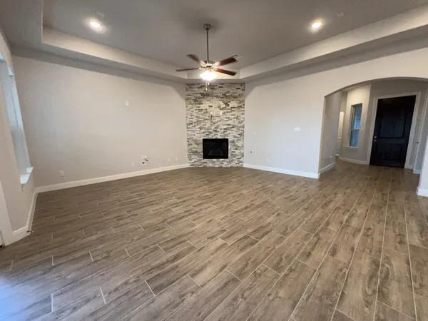 $3,300 | 5714 Caracara Street, Manvel, TX 77578