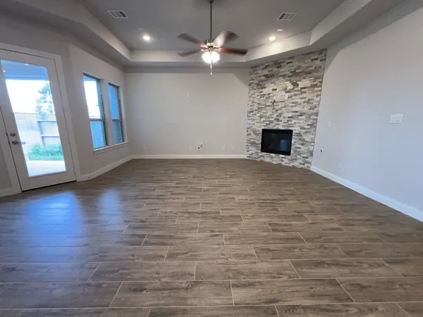 $3,300 | 5714 Caracara Street, Manvel, TX 77578