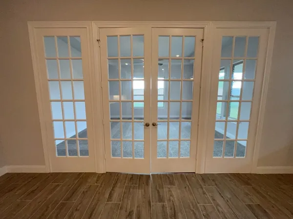 $3,300 | 5714 Caracara Street, Manvel, TX 77578