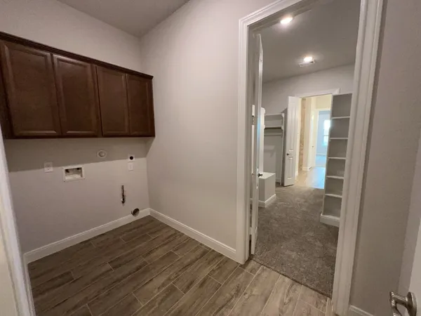 $3,300 | 5714 Caracara Street, Manvel, TX 77578