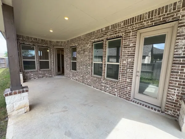 $3,300 | 5714 Caracara Street, Manvel, TX 77578
