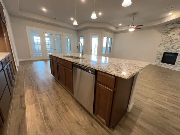 $3,300 | 5714 Caracara Street, Manvel, TX 77578