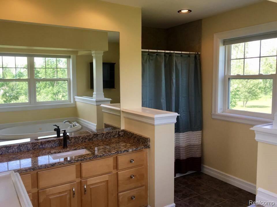 9087 North Owosso Road Fowlerville, MI 48836 - Photo 17 of 25 Gallery Image 17