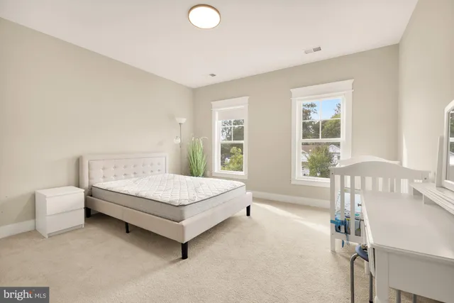 $1,995,000 | 10602 Oak Place, Fairfax, VA 22030