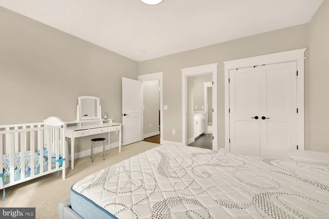 $1,995,000 | 10602 Oak Place, Fairfax, VA 22030