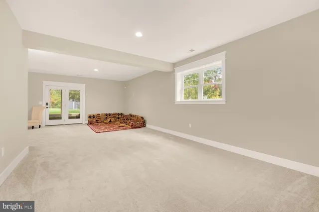 $1,995,000 | 10602 Oak Place, Fairfax, VA 22030