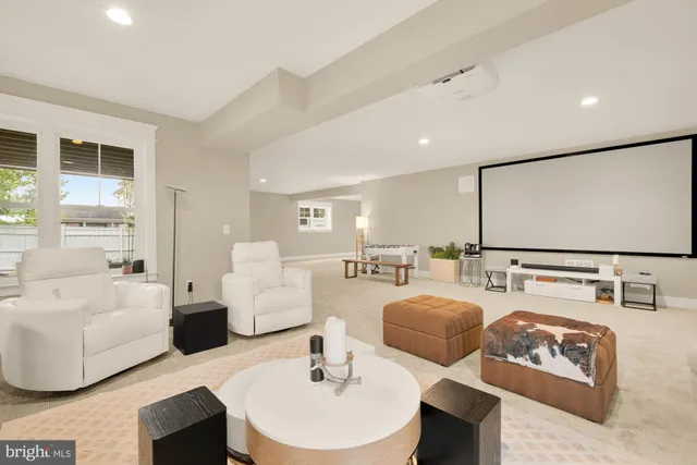 $1,995,000 | 10602 Oak Place, Fairfax, VA 22030