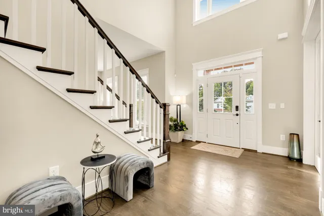 $1,995,000 | 10602 Oak Place, Fairfax, VA 22030