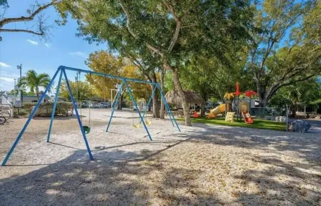 $350,000 | 101551 Overseas Highway, Unit 154, Key Largo, FL 33037