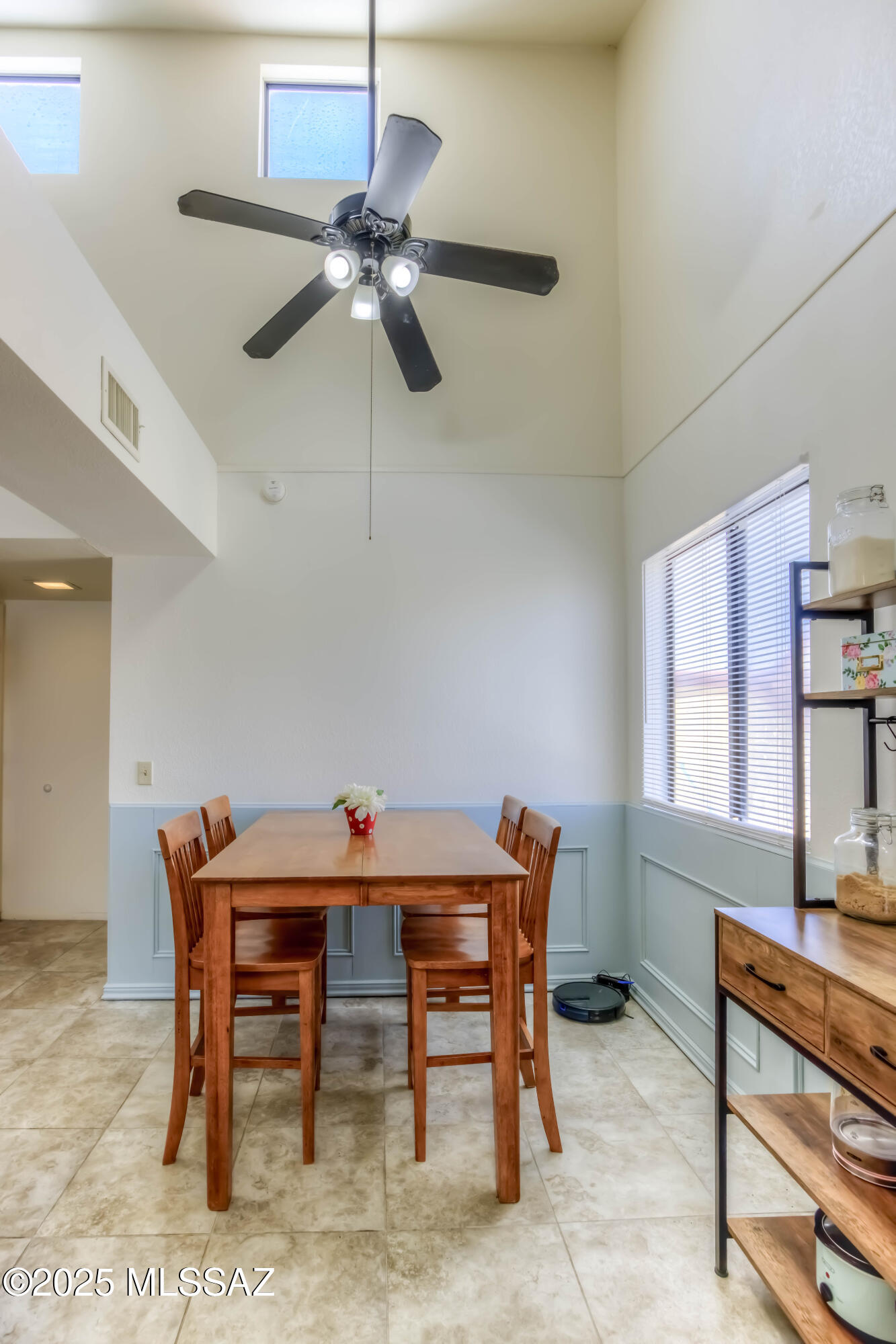 3690 North Country Club Road, Unit 1010 Tucson, AZ 85716 - Photo 5 of 21 9 Dining photo b