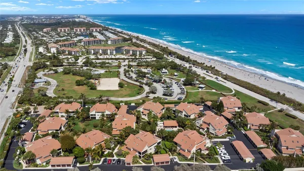 $10,000 | 4161 South Us Highway, Unit H1, Jupiter, FL 33477