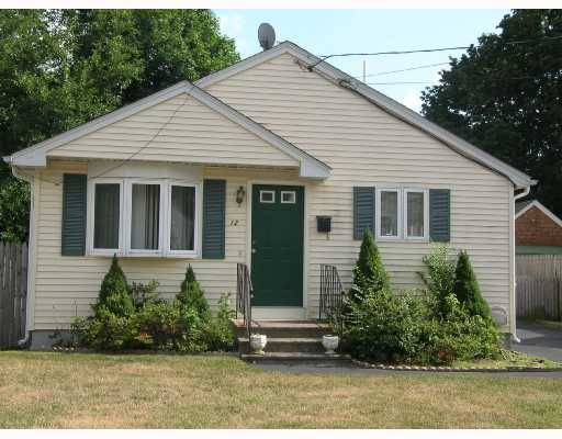 12 Terrace Avenue Pawtucket, RI 02860 - Photo 1 of 8 Exterior Front.