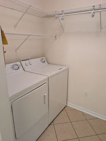 $189,000 | 2801 Chancellorsville Drive, Unit 1117, Tallahassee, FL 32312