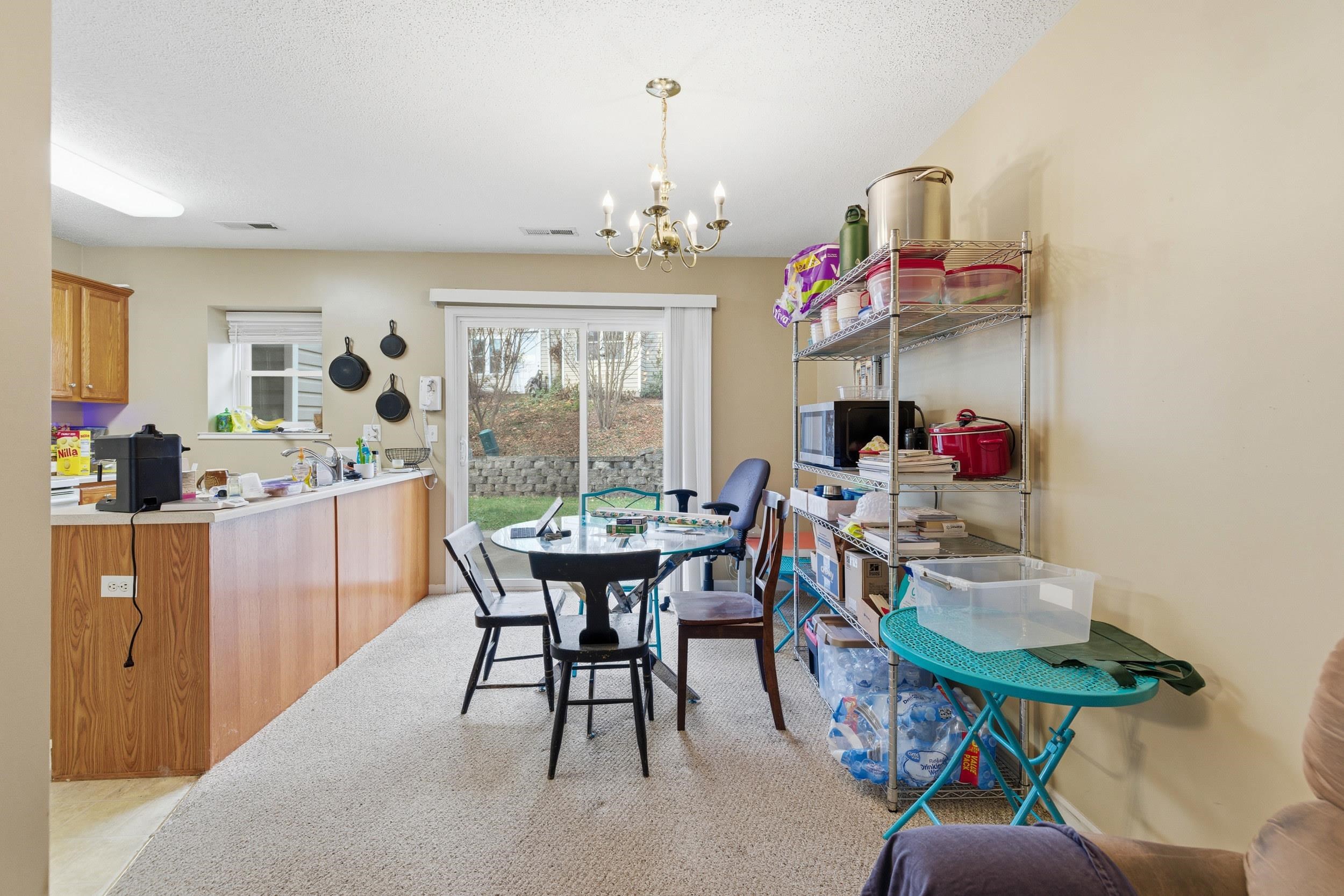730 Merlins Way Harrisonburg, VA 22801 - Photo 8 of 23 a dining room with furniture and window