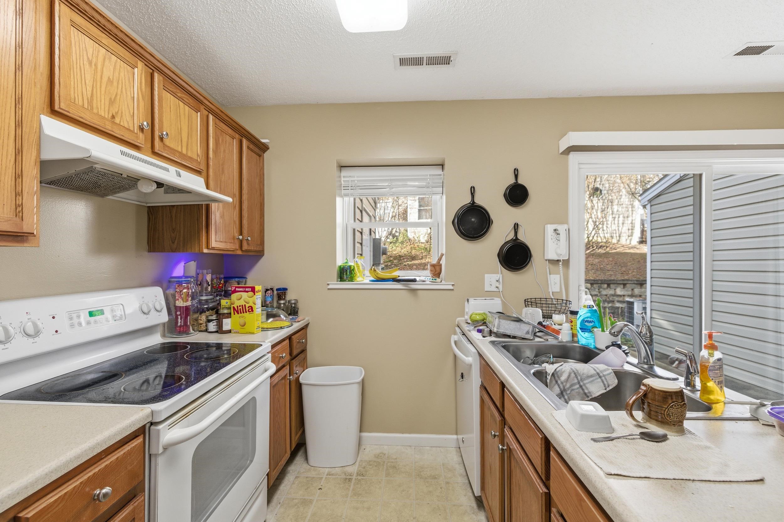 730 Merlins Way Harrisonburg, VA 22801 - Photo 10 of 23 a kitchen that has a lot of cabinets in it
