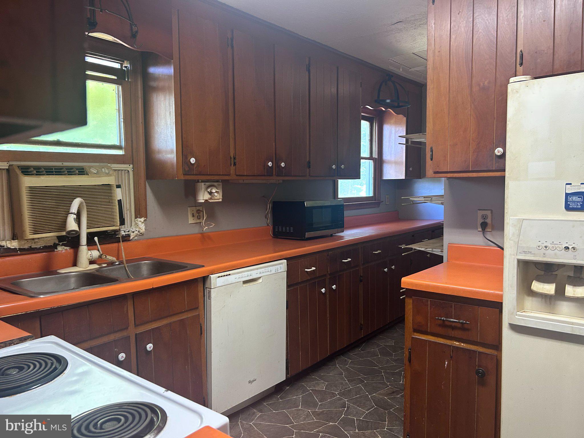 301 Dulaney Mountain Road Madison, VA 22719 - Photo 6 of 28 Gallery Image 6