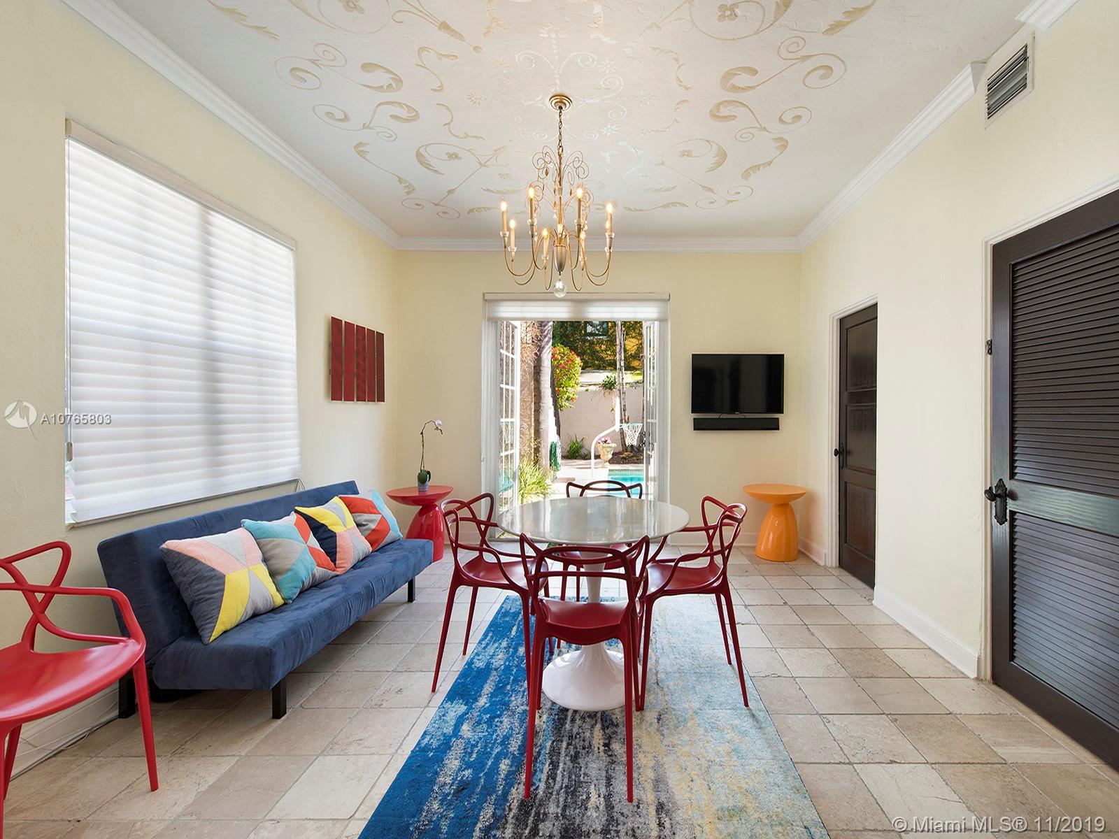 2059 North Bay Road Miami Beach, FL 33140 - Photo 11 of 30 Gallery Image 11