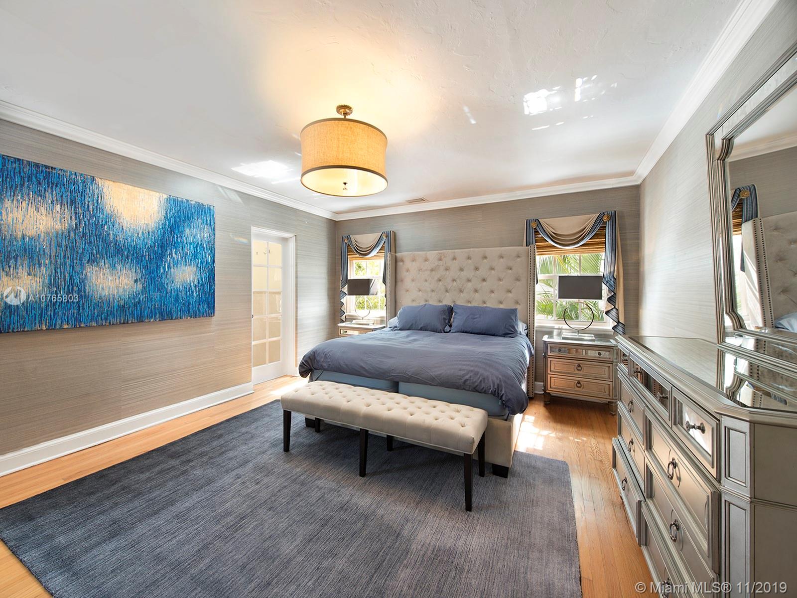 2059 North Bay Road Miami Beach, FL 33140 - Photo 16 of 30 Gallery Image 16