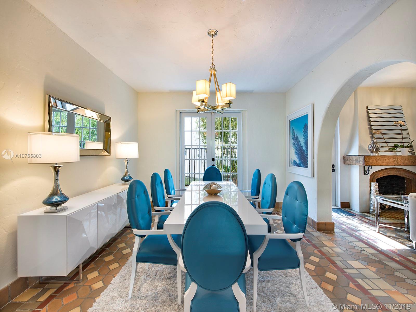 2059 North Bay Road Miami Beach, FL 33140 - Photo 10 of 30 Gallery Image 10