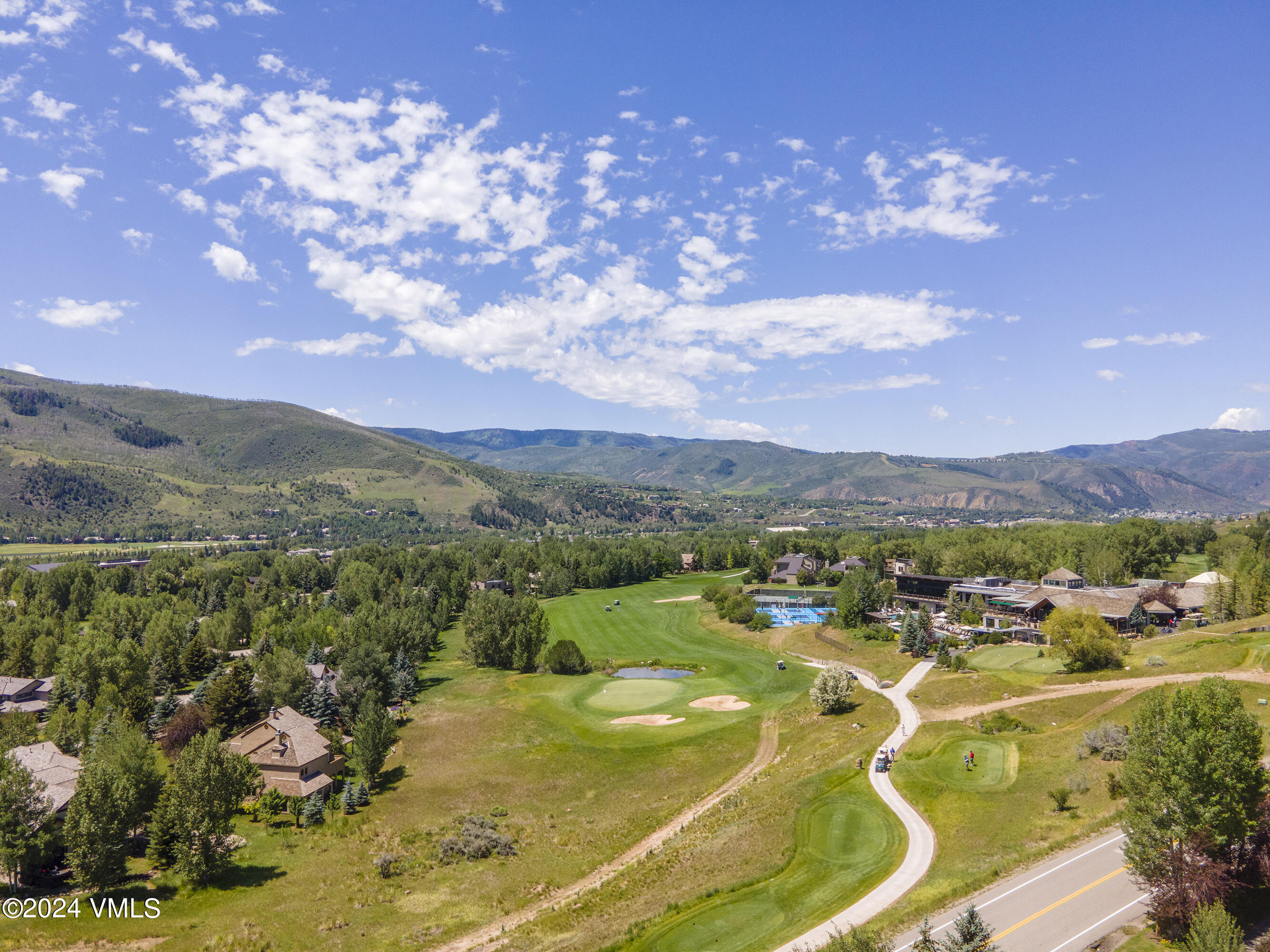 751 Singletree Road, Unit 3N Edwards, CO 81632 - Photo 34 of 35 a view of a city